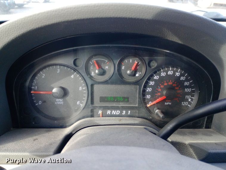 image for item DW0943 2007 Ford Freestar SE van