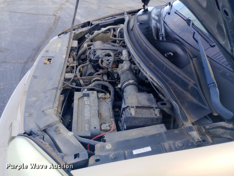 image for item DW0943 2007 Ford Freestar SE van