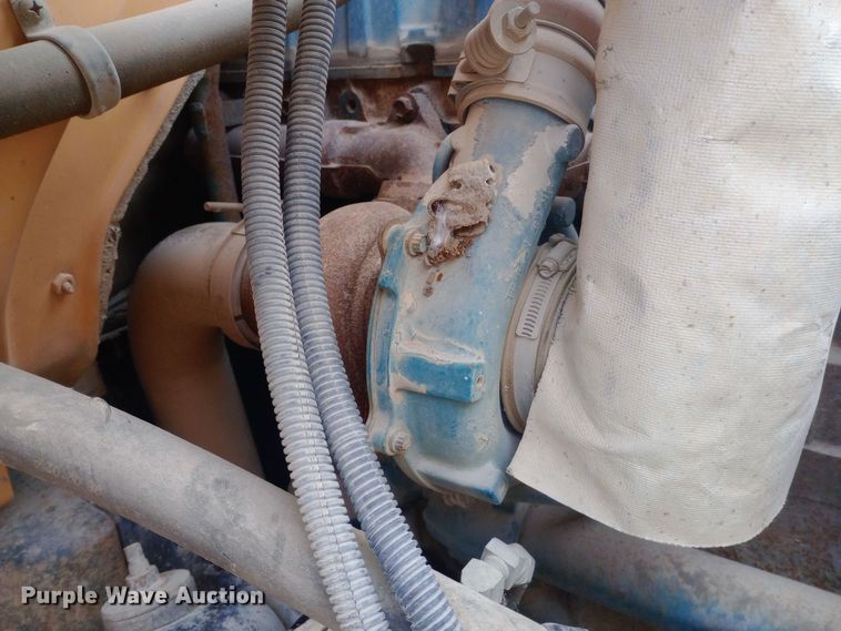 image for item DW0944 2003 International  3800 school bus