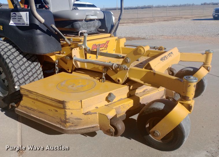 image for item DW0996 2014 Hustler Super Z Hyperdrive ZTR lawn mower