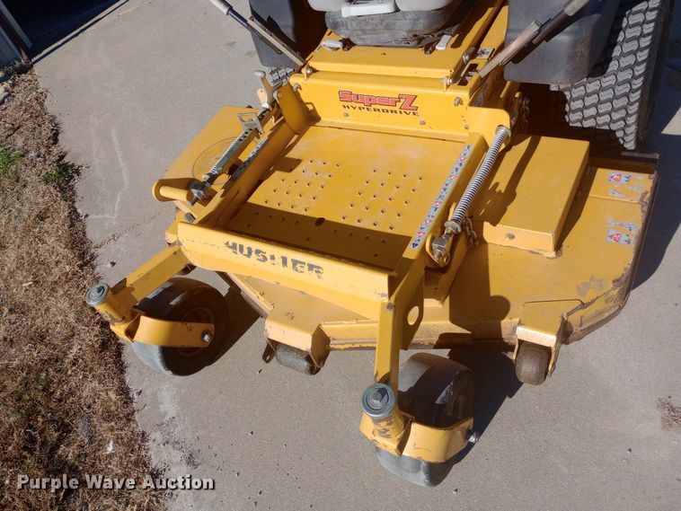 image for item DW0996 2014 Hustler Super Z Hyperdrive ZTR lawn mower