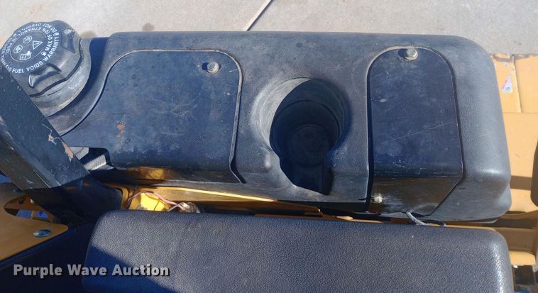 image for item DW0996 2014 Hustler Super Z Hyperdrive ZTR lawn mower