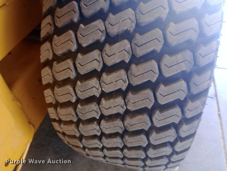 image for item DW0996 2014 Hustler Super Z Hyperdrive ZTR lawn mower