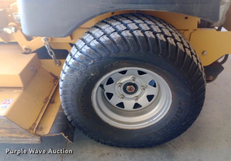 image for item DW0996 2014 Hustler Super Z Hyperdrive ZTR lawn mower