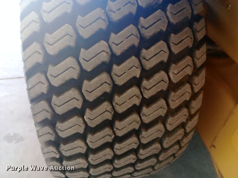 image for item DW0996 2014 Hustler Super Z Hyperdrive ZTR lawn mower