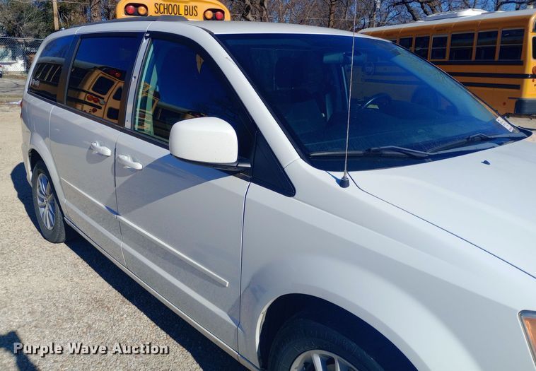 image for item DW0997 2014 Dodge Grand Caravan SXT van