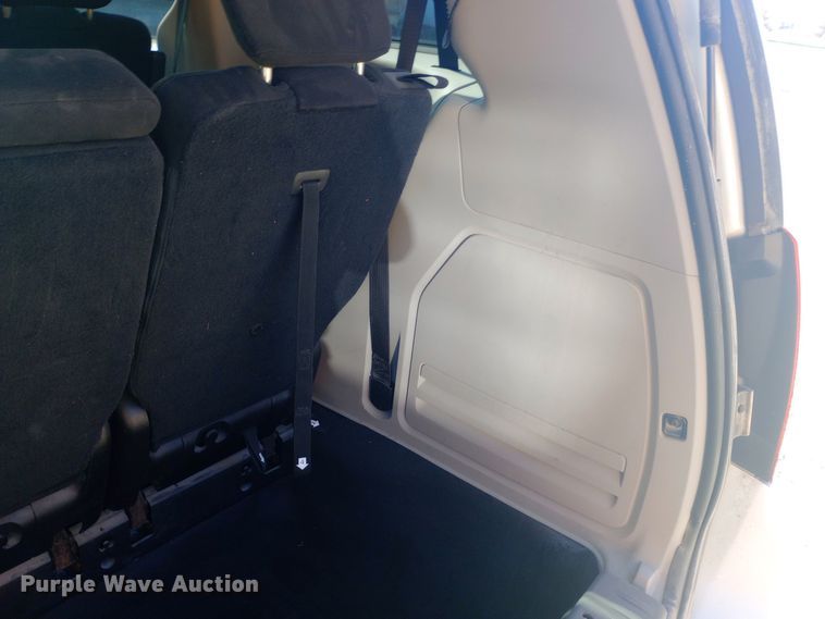 image for item DW0997 2014 Dodge Grand Caravan SXT van