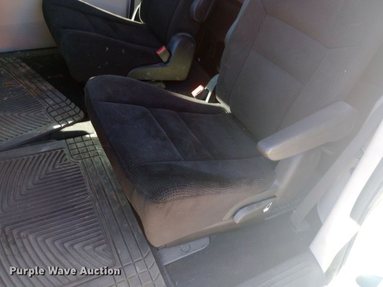 image for item DW0997 2014 Dodge Grand Caravan SXT van