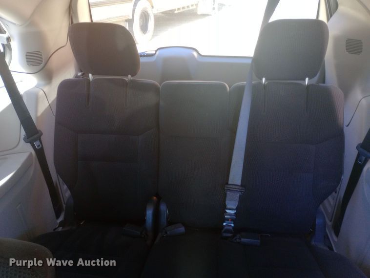 image for item DW0997 2014 Dodge Grand Caravan SXT van