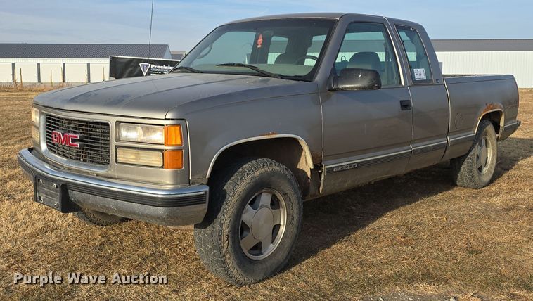 image for item DW3865 1998 GMC Sierra K1500 Ext. Cab pickup truck
