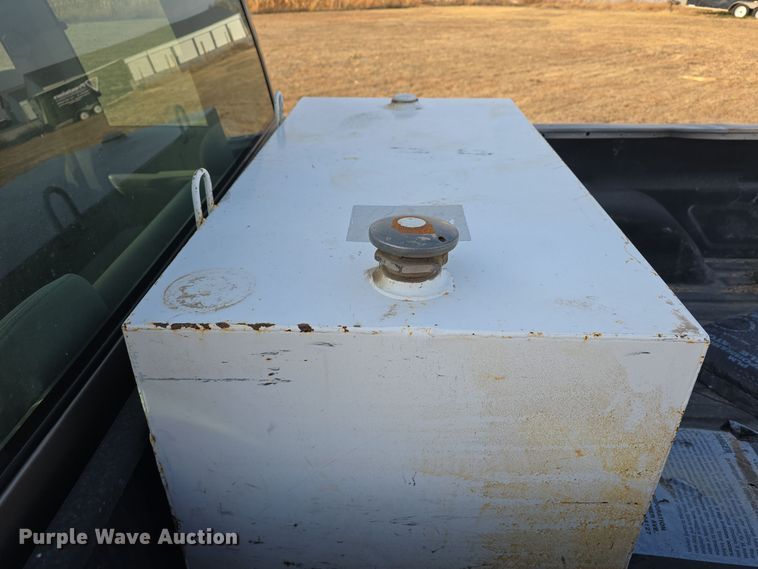 image for item DW3865 1998 GMC Sierra K1500 Ext. Cab pickup truck