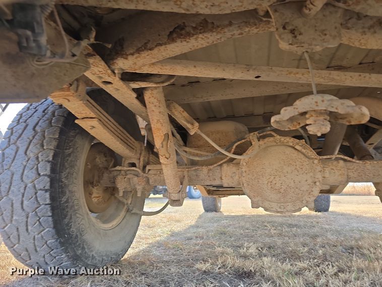 image for item DW3865 1998 GMC Sierra K1500 Ext. Cab pickup truck