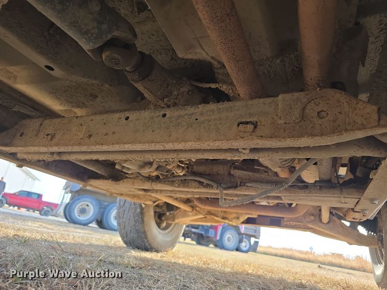 image for item DW3865 1998 GMC Sierra K1500 Ext. Cab pickup truck