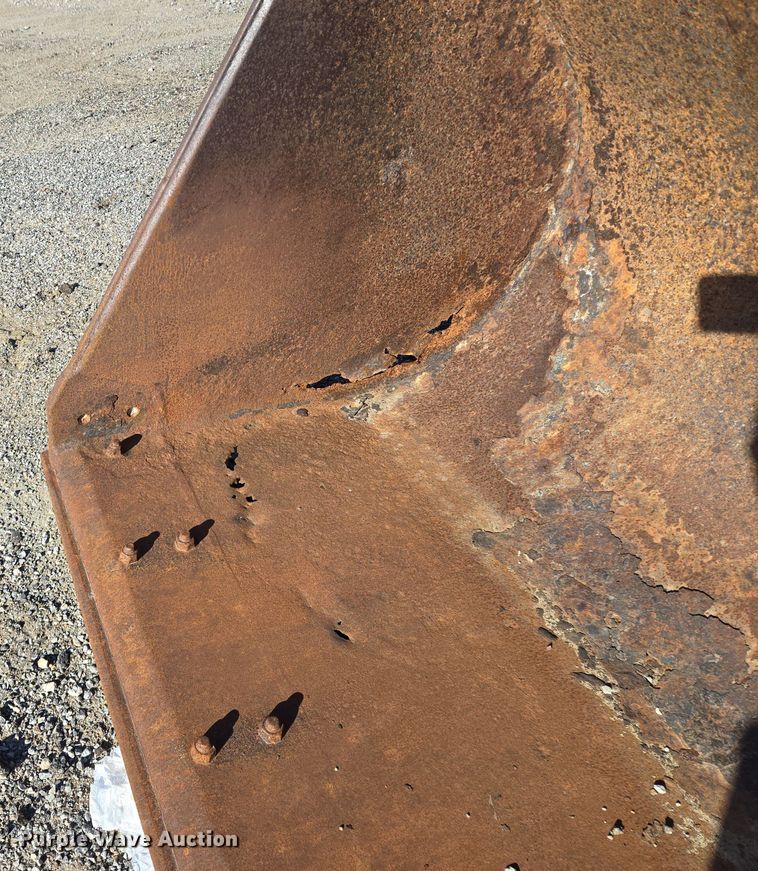 image for item EE8651 1997 Case  621B wheel loader