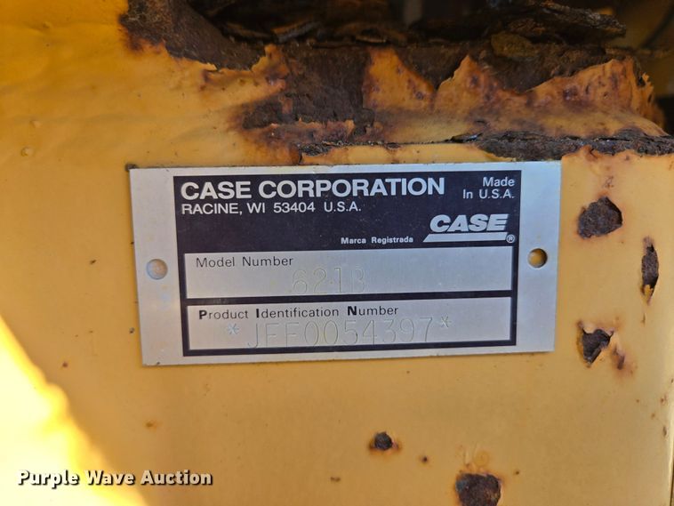 image for item EE8651 1997 Case  621B wheel loader
