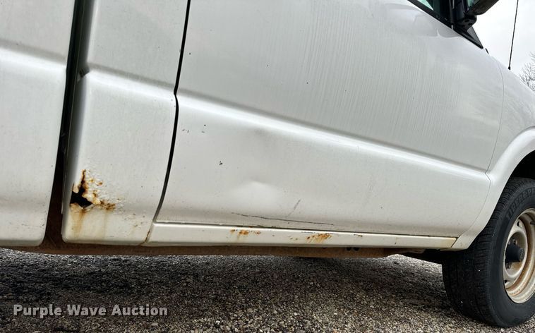 image for item EH7417 2003 Chevrolet S10 pickup truck