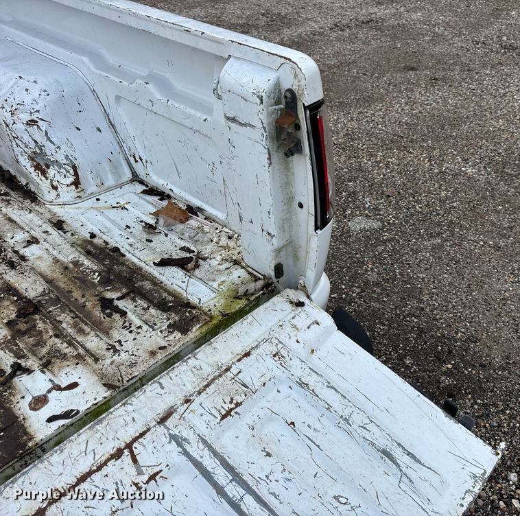 image for item EH7417 2003 Chevrolet S10 pickup truck