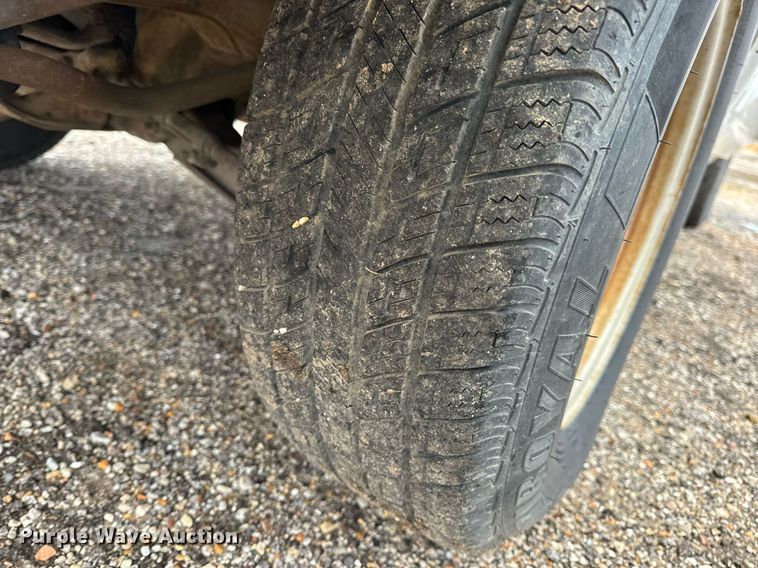 image for item EH7417 2003 Chevrolet S10 pickup truck