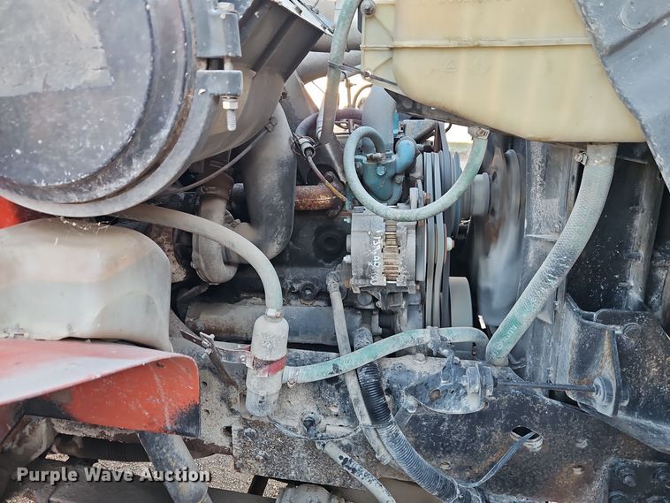 image for item EI8664 1991 International 4900 dump truck