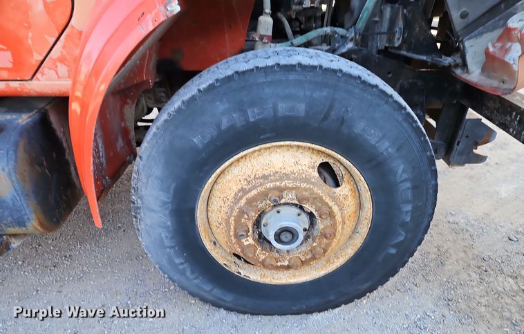 image for item EI8664 1991 International 4900 dump truck