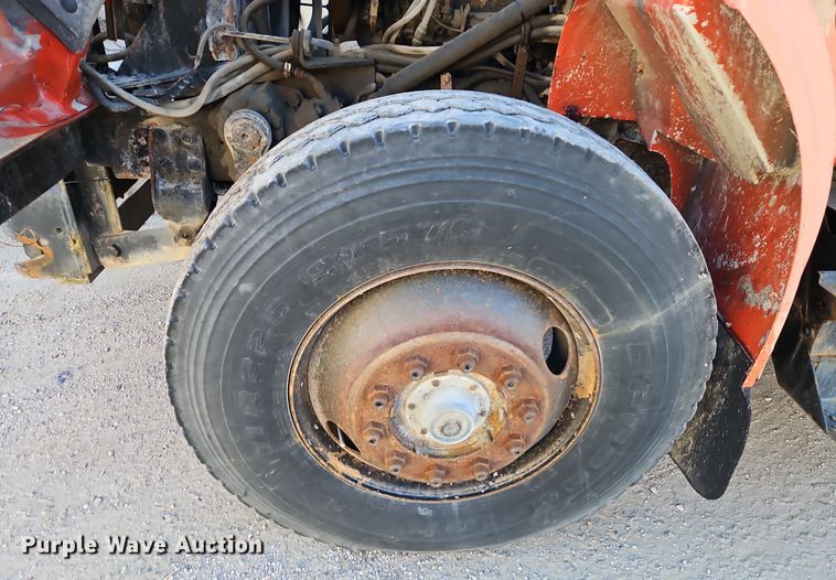 image for item EI8664 1991 International 4900 dump truck