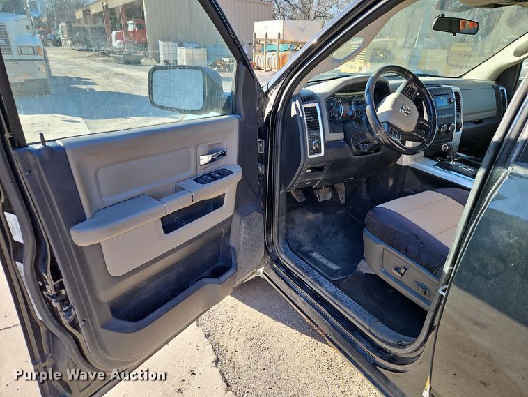 image for item EI8666 2012 Dodge Ram 1500 Crew Cab pickup truck