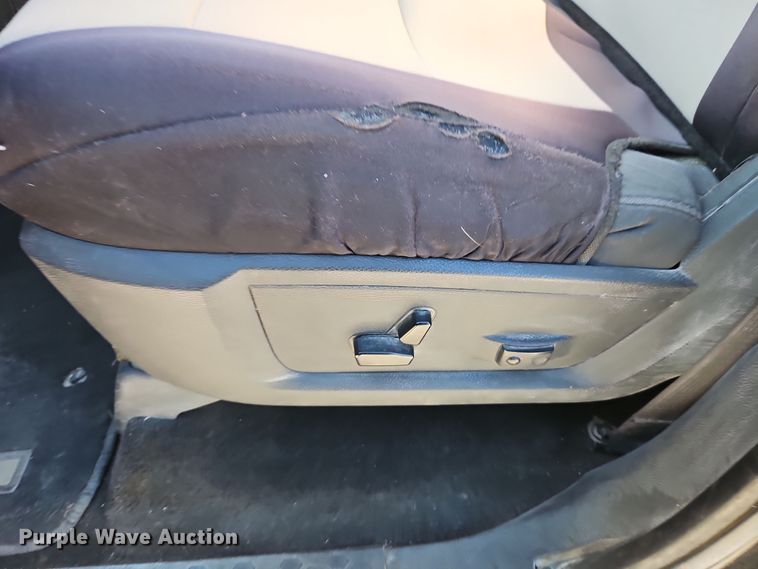 image for item EI8666 2012 Dodge Ram 1500 Crew Cab pickup truck