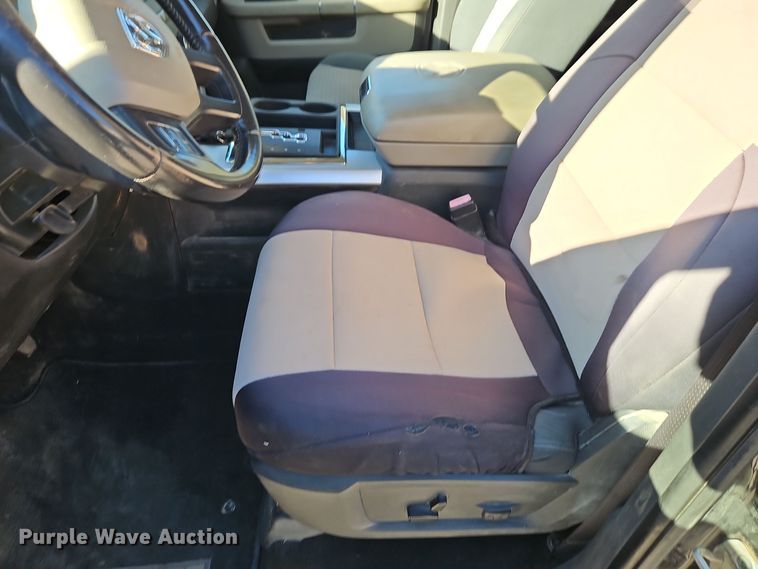 image for item EI8666 2012 Dodge Ram 1500 Crew Cab pickup truck