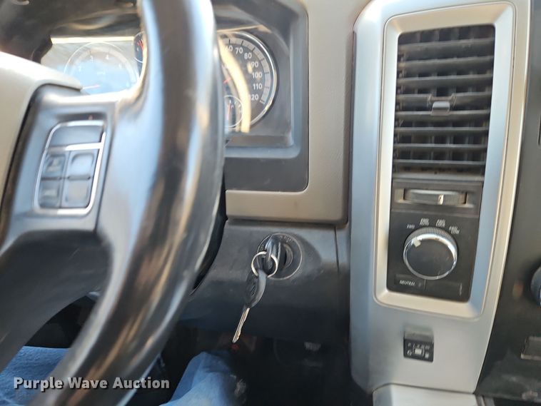 image for item EI8666 2012 Dodge Ram 1500 Crew Cab pickup truck