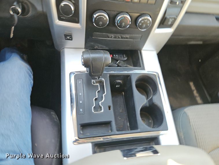 image for item EI8666 2012 Dodge Ram 1500 Crew Cab pickup truck