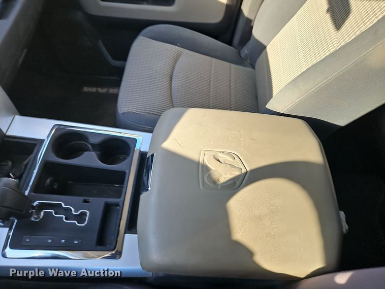 image for item EI8666 2012 Dodge Ram 1500 Crew Cab pickup truck