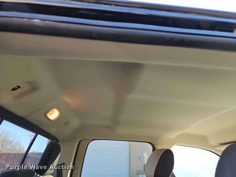 image for item EI8666 2012 Dodge Ram 1500 Crew Cab pickup truck