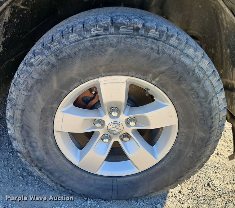 image for item EI8666 2012 Dodge Ram 1500 Crew Cab pickup truck