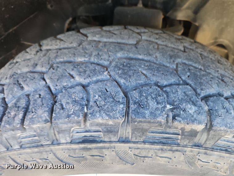 image for item EI8666 2012 Dodge Ram 1500 Crew Cab pickup truck