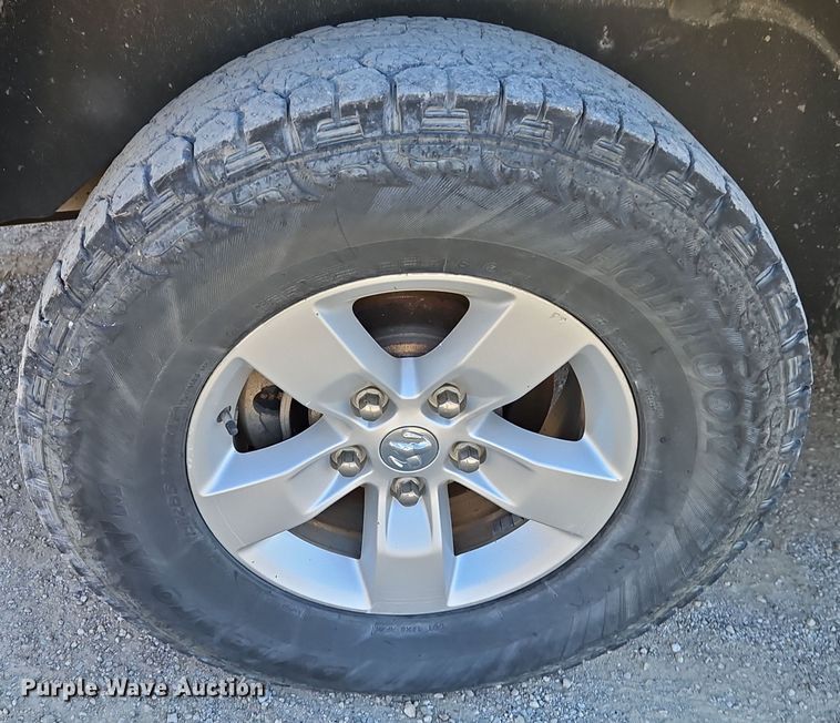 image for item EI8666 2012 Dodge Ram 1500 Crew Cab pickup truck