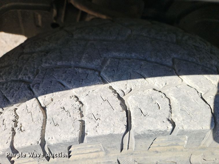 image for item EI8666 2012 Dodge Ram 1500 Crew Cab pickup truck