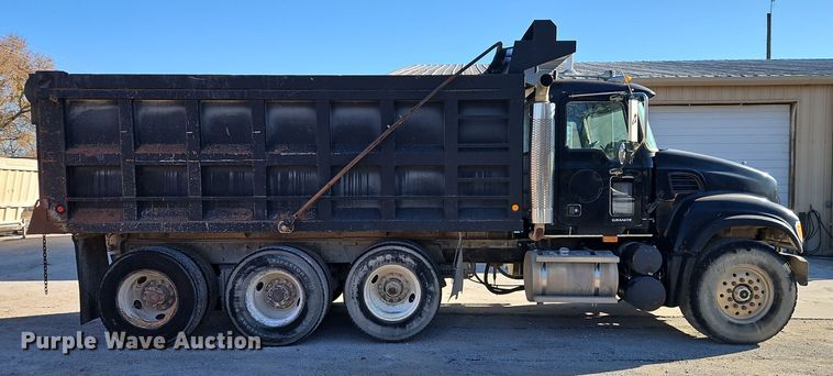 image for item EI8668 2004 Mack CV713 Granite dump truck