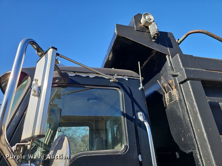 image for item EI8668 2004 Mack CV713 Granite dump truck