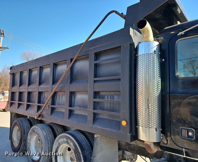 image for item EI8668 2004 Mack CV713 Granite dump truck