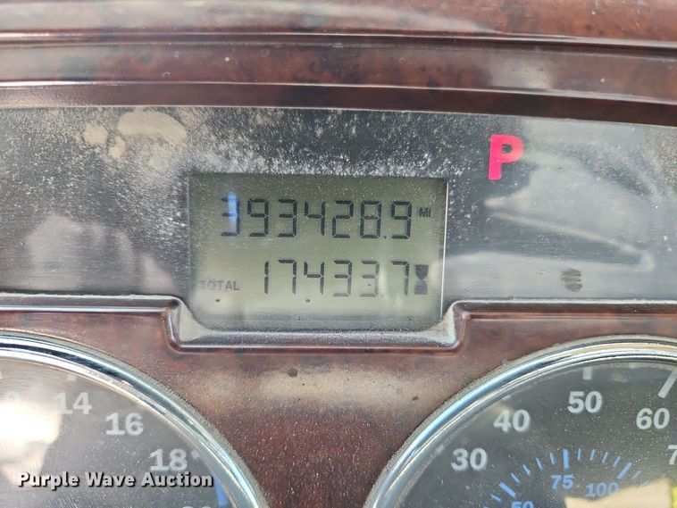 image for item EI8668 2004 Mack CV713 Granite dump truck