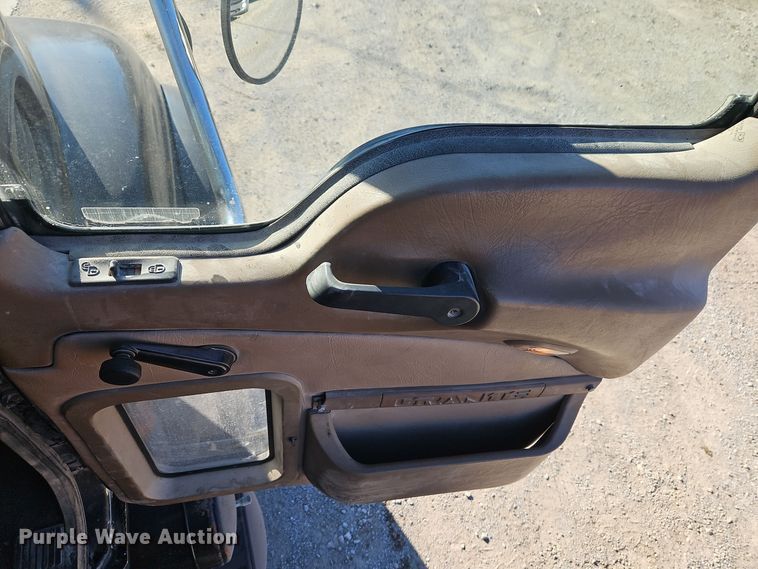 image for item EI8668 2004 Mack CV713 Granite dump truck