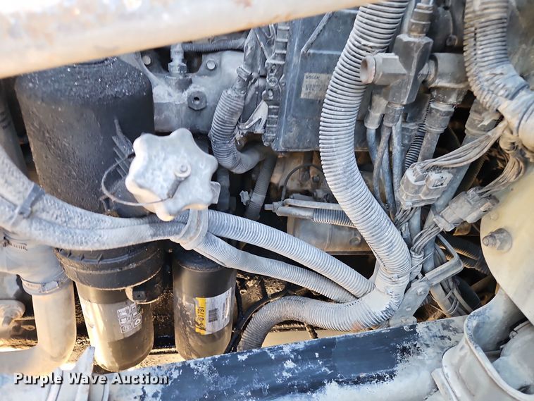 image for item EI8668 2004 Mack CV713 Granite dump truck