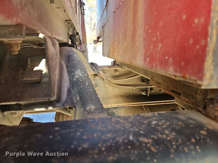 image for item EI8669 1991 Ford L8000 dump truck