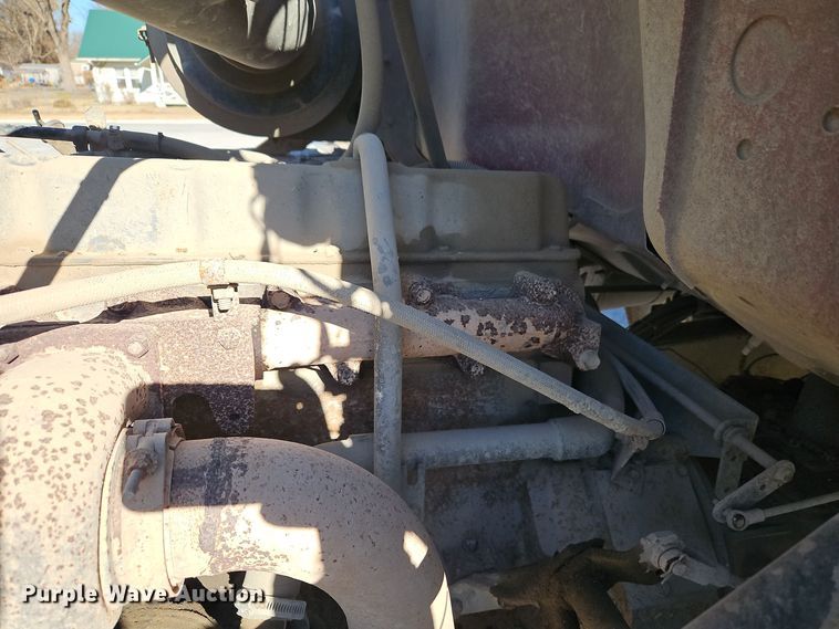 image for item EI8669 1991 Ford L8000 dump truck