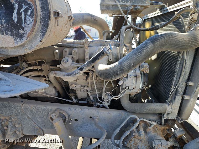 image for item EI8669 1991 Ford L8000 dump truck