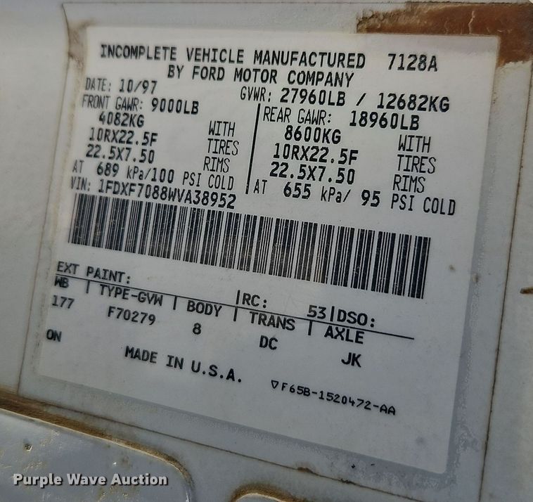 image for item EI8670 1998 Ford F700 fuel truck