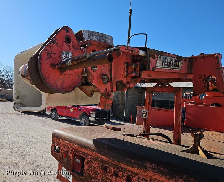 image for item EI8671 1989 Ford L8000 bucket truck