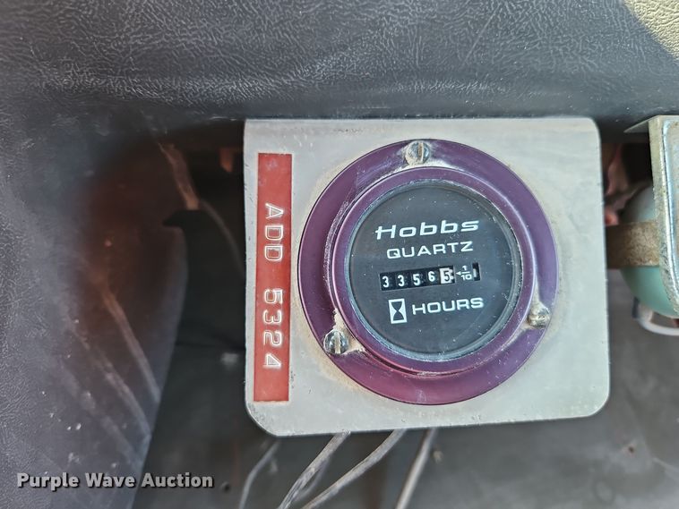 image for item EI8671 1989 Ford L8000 bucket truck