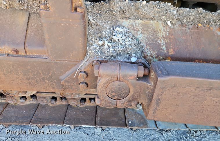 image for item EI8672 1969 Caterpillar D7 dozer