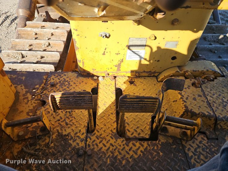 image for item EI8672 1969 Caterpillar D7 dozer